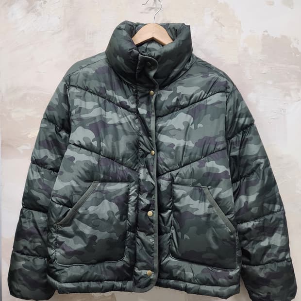 올드네이비 카모 점퍼