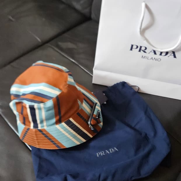 프라다 벙거지 모자 버킷햇 볼캡 캡 