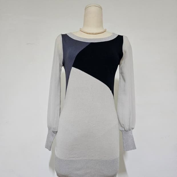 코카롤리  배색  시스루  롱니트 55-55반 상태좋음 