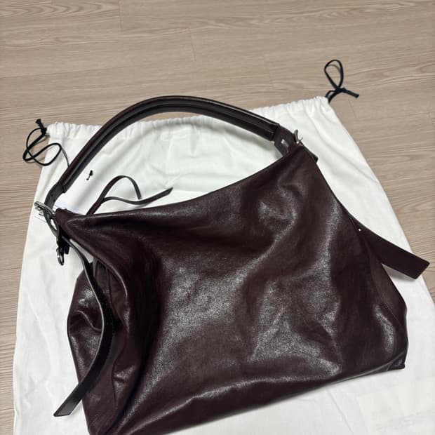 LEMAIRE BELTED HOBO BAG Espresso