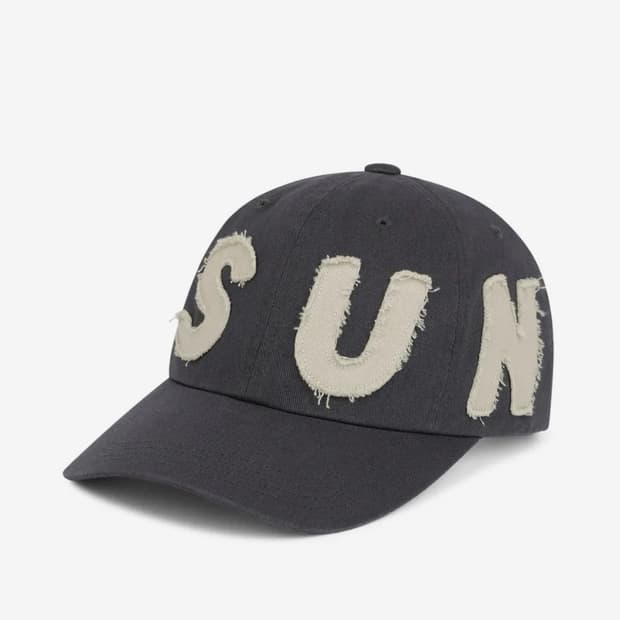 썬러브 Cut Off Capital Cap Charcoal 볼캡 모자