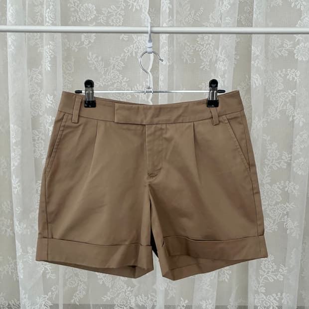 69-94) 스테파넬 핀턱 반바지 쇼츠 베이지