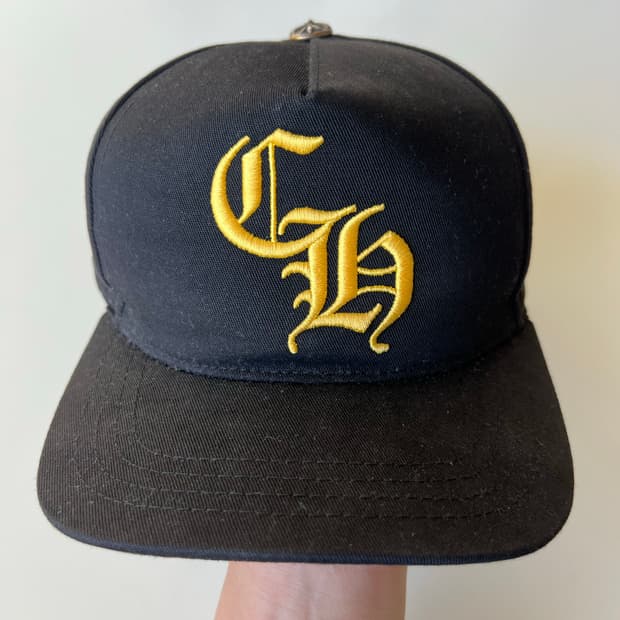 크롬하츠 ch 자수 베이스볼캡 블랙 엘로우