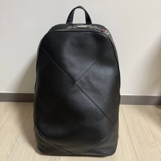 보테가베네타 인트레치아토 백팩