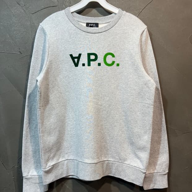 [L] APC 아페쎄 스웻 셔츠