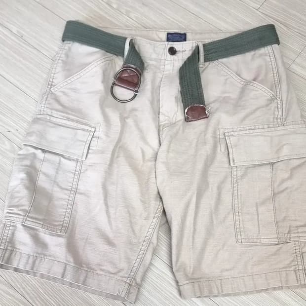 리바이스 베이지색 카고 반바지 + 벨트(33~34)