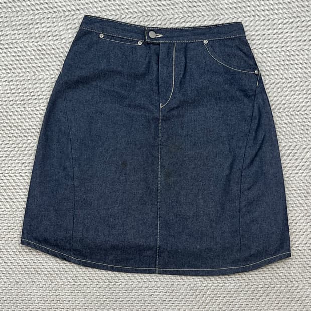 리바이스 엔지니어드진 데님 스커트 r3151