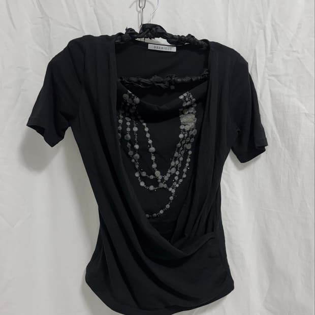 Necklace print draped top