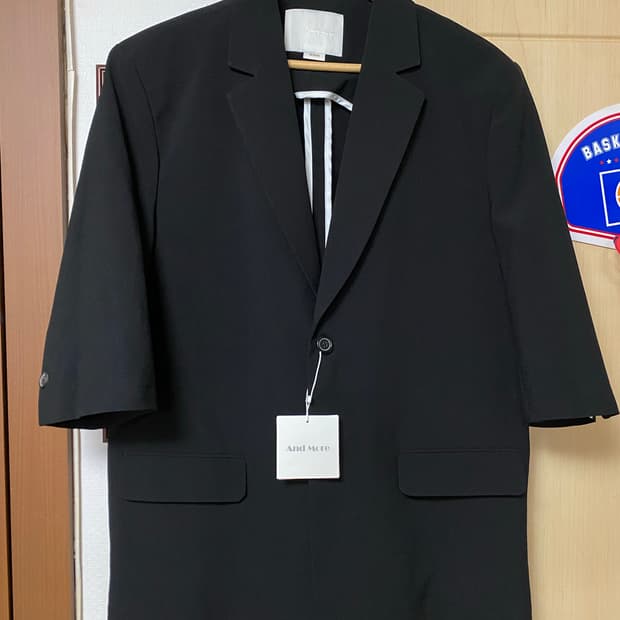 보세 브랜드 7부 블레이저 판매합니다.
