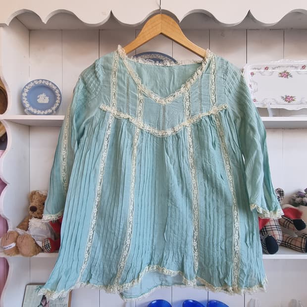 레이스 핀턱 블라우스/튜닉