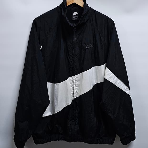 나이키 빅스우시 바람막이 XL