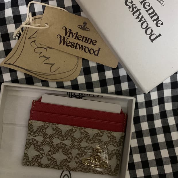 비비안웨스트우드 카드지갑