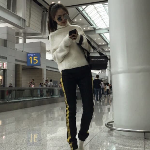 (새상품) OFF-WHITE 스트랩 스키니 5포켓 데님 팬츠 29