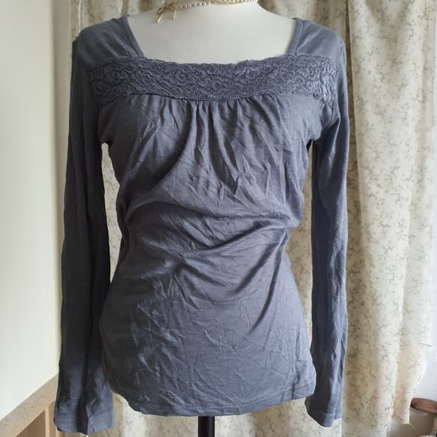 [모리걸] 레이스 포인트 스퀘어넥 긴팔 티셔츠