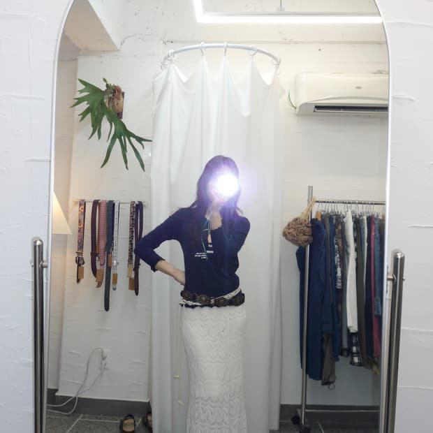 white kintting long skirt