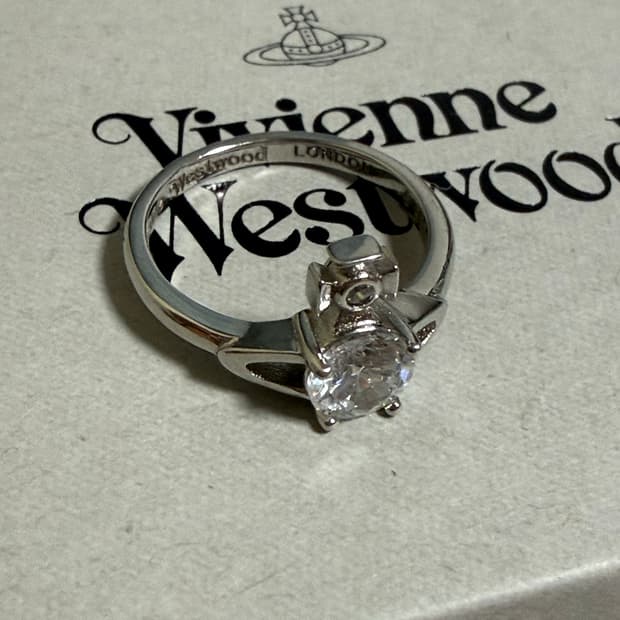 비비안웨스트우드 레이나 쁘띠 링