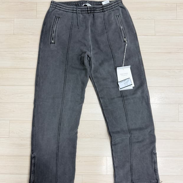 아워레가시 트랙 팬츠