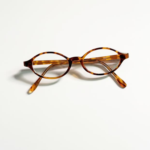 90s 토터스쉘 오벌 뿔테 프레임 빈티지 안경