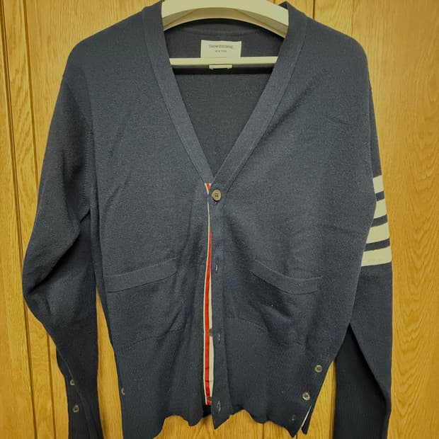 [5] 톰브라운 캐시미어 사선 가디건 네이비/ 새제품