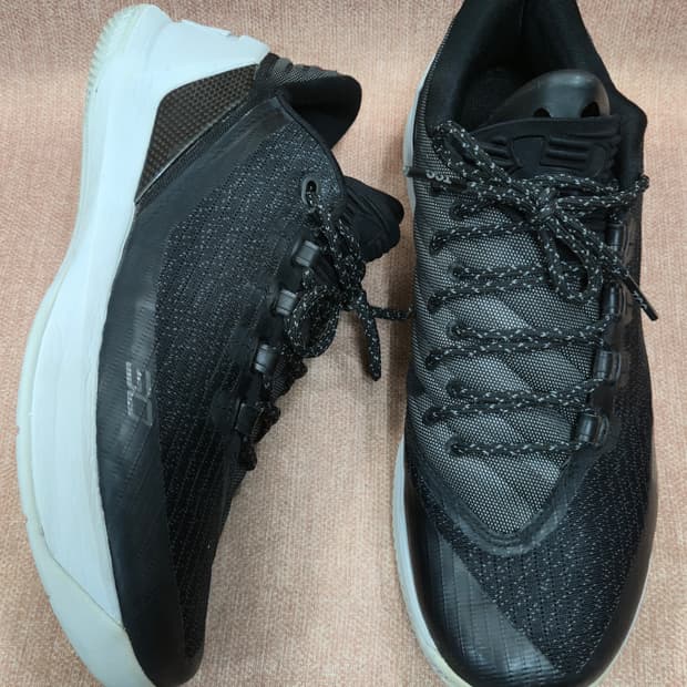 언더아머 285mm- SC 커리 농구화 블랙