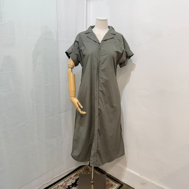 BCBG 바스락 앞지퍼 얇은 여름롱원피스 롱드레스 4897