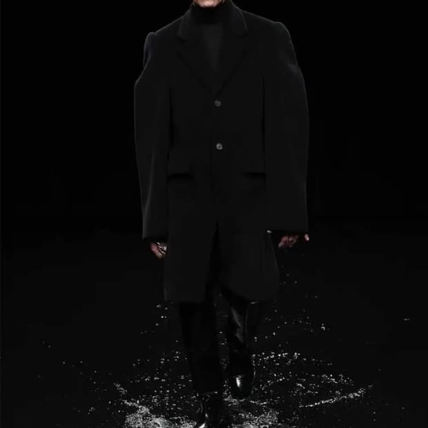 발렌시아가 스테로이드 코트 44사이즈