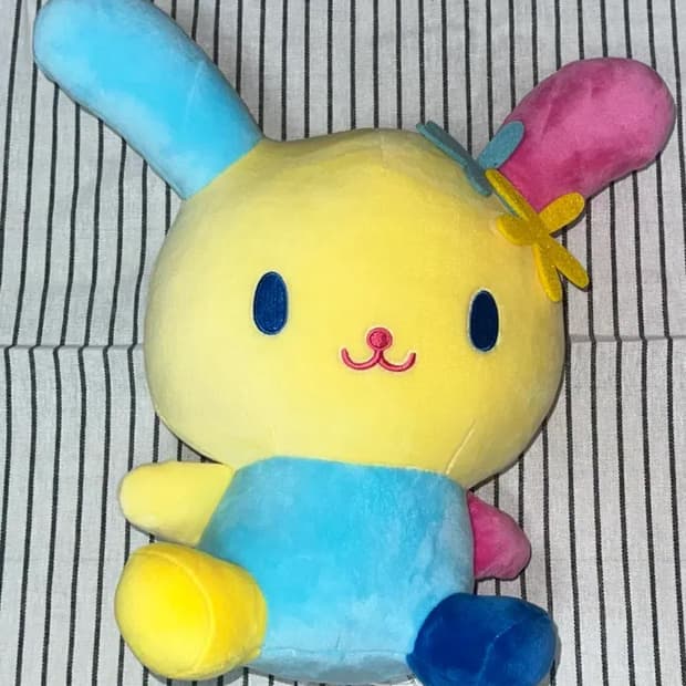 새상품 산리오 우사하나 2022 중형 사이즈 인형