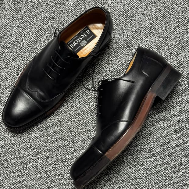 아테스토니 더비슈즈