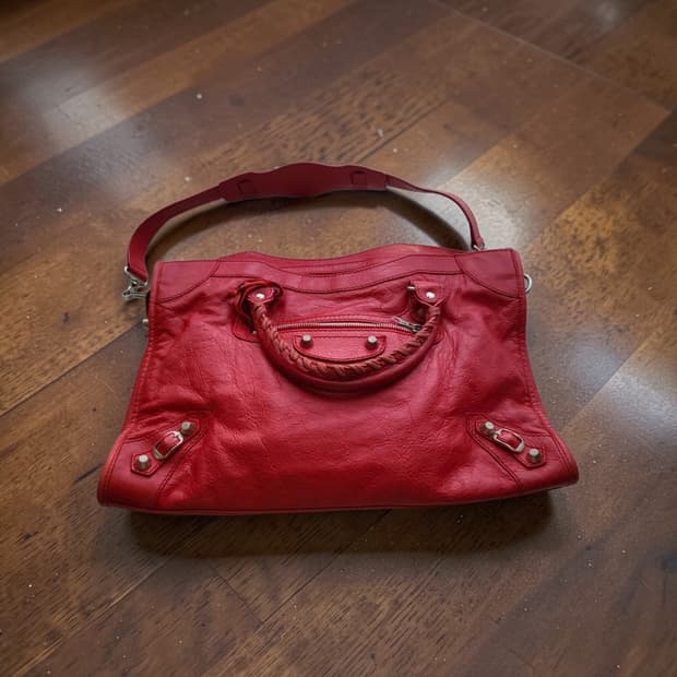 발렌시아가 시티 모터 미디움 레드