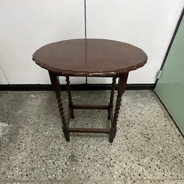 🍀영국 바를리 트위스트 원형 사이드테이블_01