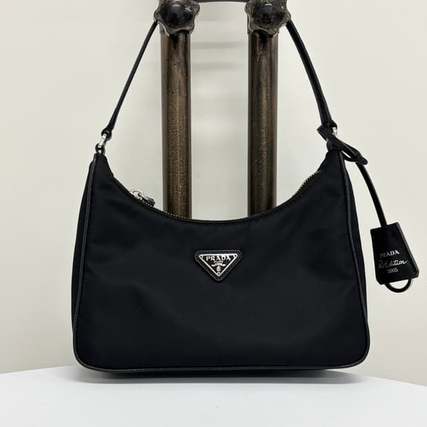 [OS]프라다 리에디션 2005 호보백