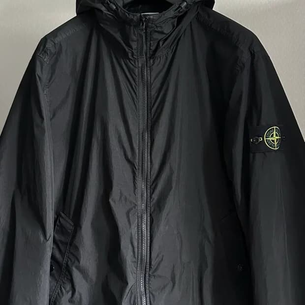 스톤아일랜드 크링클랩스 안티드롭 자켓 26ss L(105)