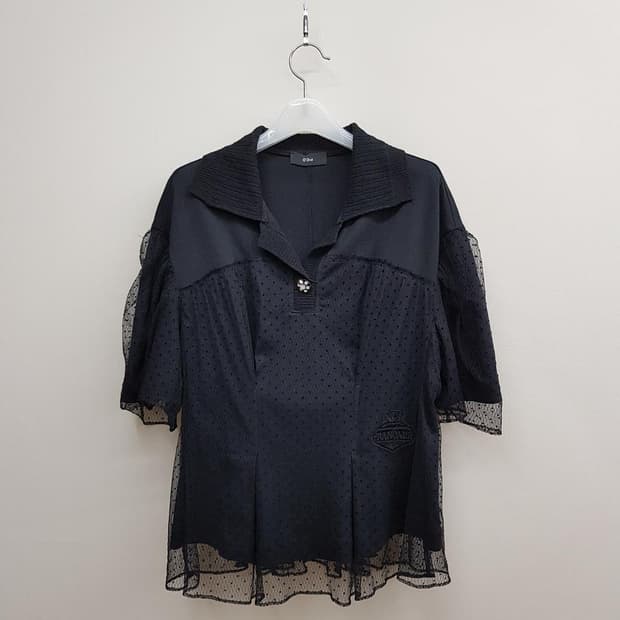 오즈세컨 2022 도트 시스루 콜라보 블라우스 S사이즈