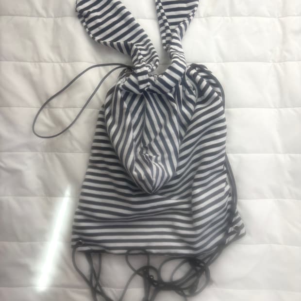 Nuyet 누엣 Stripe rabbit hoodie bag
