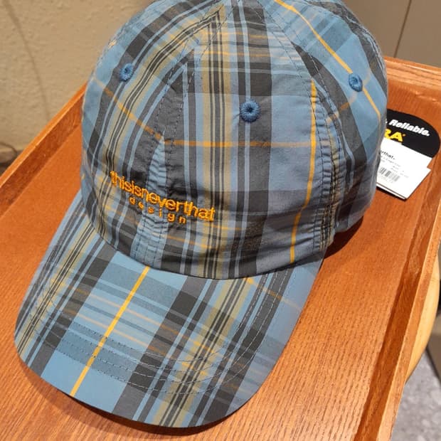 (새상품) 디스이즈네버댓 볼캡 
