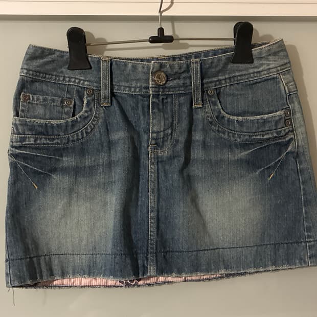 American Eagle denim mini skirt vintage