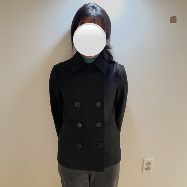 블랙 투버튼 숏코트