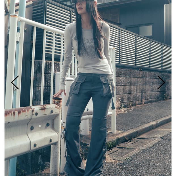 허그유어스킨 부츠컷 카고팬츠