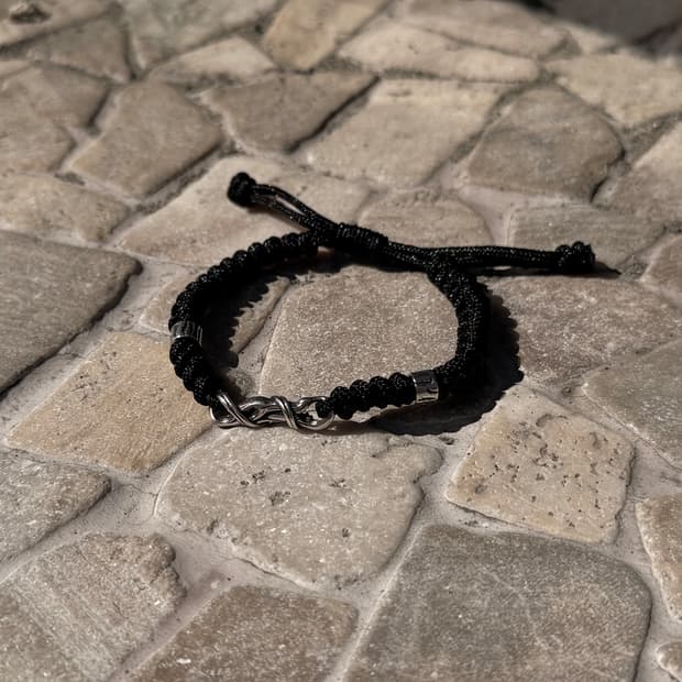 Silver knot bracelet /vintage
