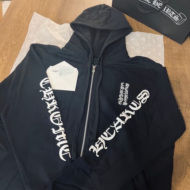 크롬하츠 버티컬 후드집업