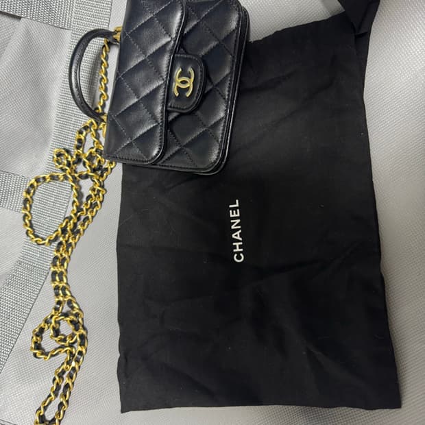 샤넬 체인 플랩 동전 지갑 램스킨 & 골드 메탈 블랙