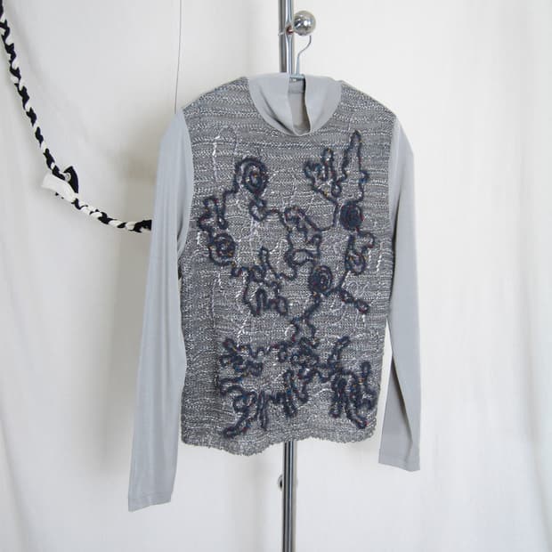 JPN 니티드 자수 탑