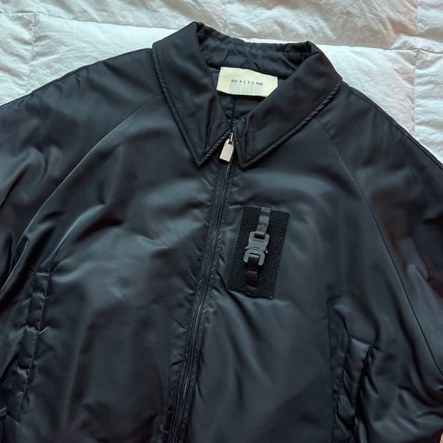 [L] 알릭스 봄버