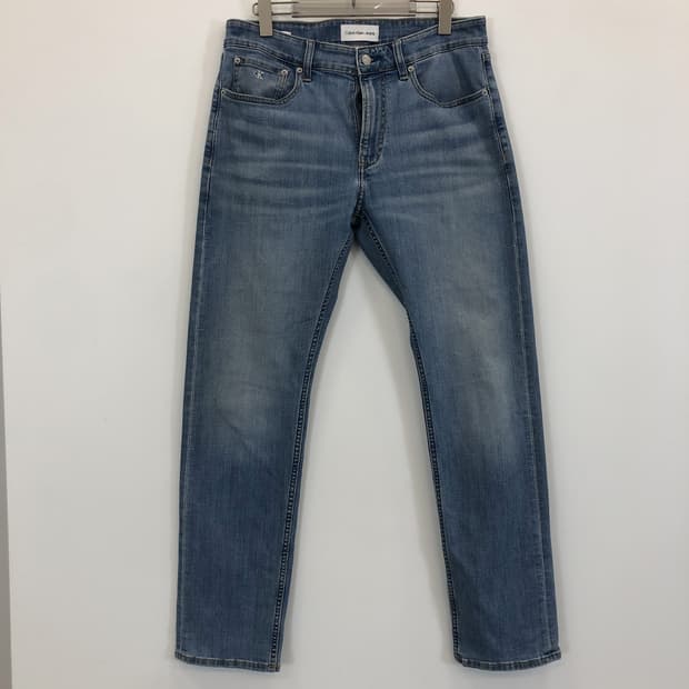 ck 캘빈클라인 레더패치 슬림스트레이트 청바지 32 인치 스판