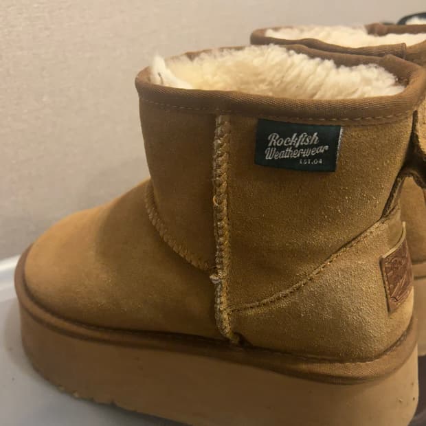 락피쉬웨더웨어 플랫폼 어그 240