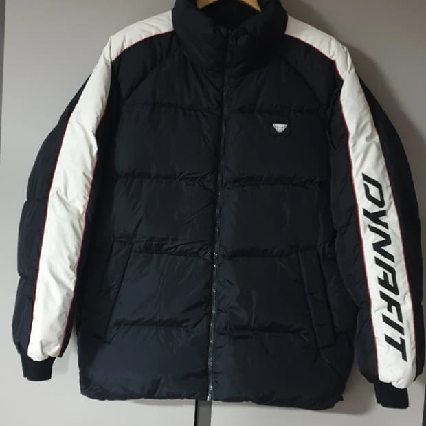 다이나핏 남자 덕다운패딩.  싸이즈 100