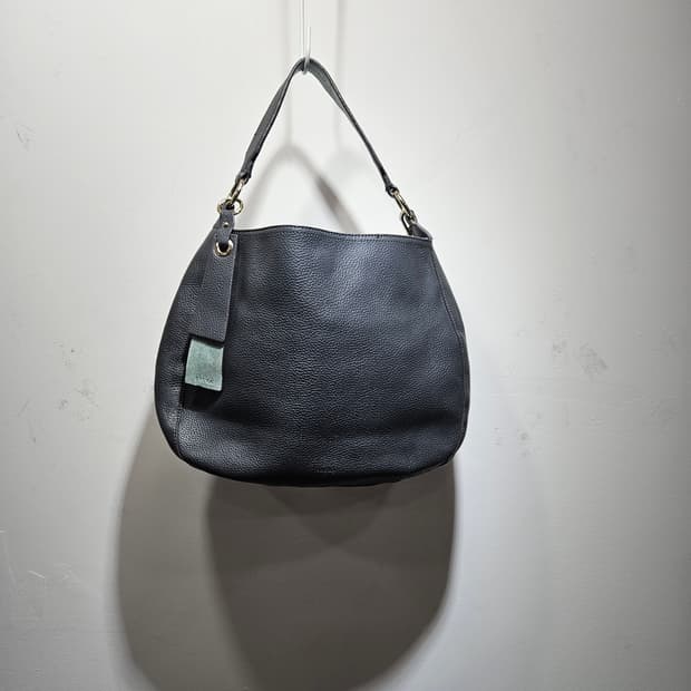 브레라(BRERA) 가죽 호보백