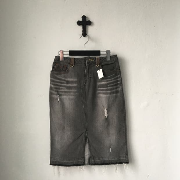Washing midi skirt
