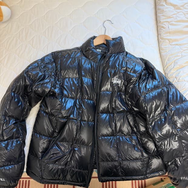 스투시 미드웨이트 푸퍼 블랙