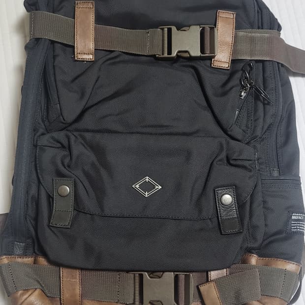 택포)브라운브레스(BROWN BREATH) 데피네이션 백팩
